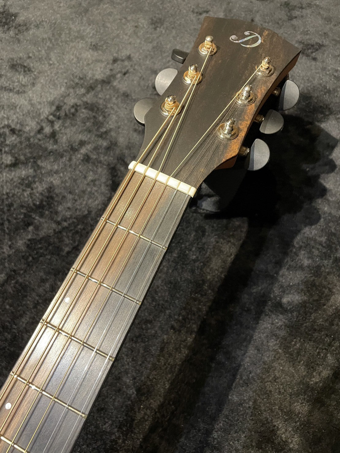 Gitar solid buatan tangan Dowina Sauvignon-D-sws