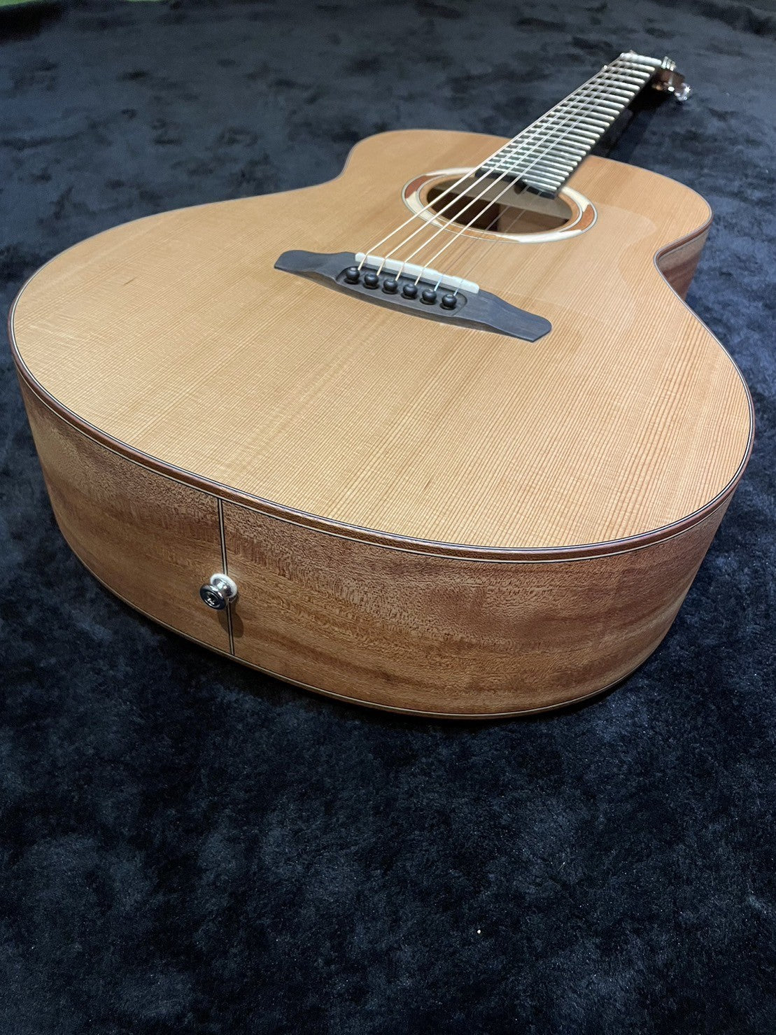 Gitar Dowina Buatan Tangan Sepenuhnya Padat Sauvignon-GD-sws